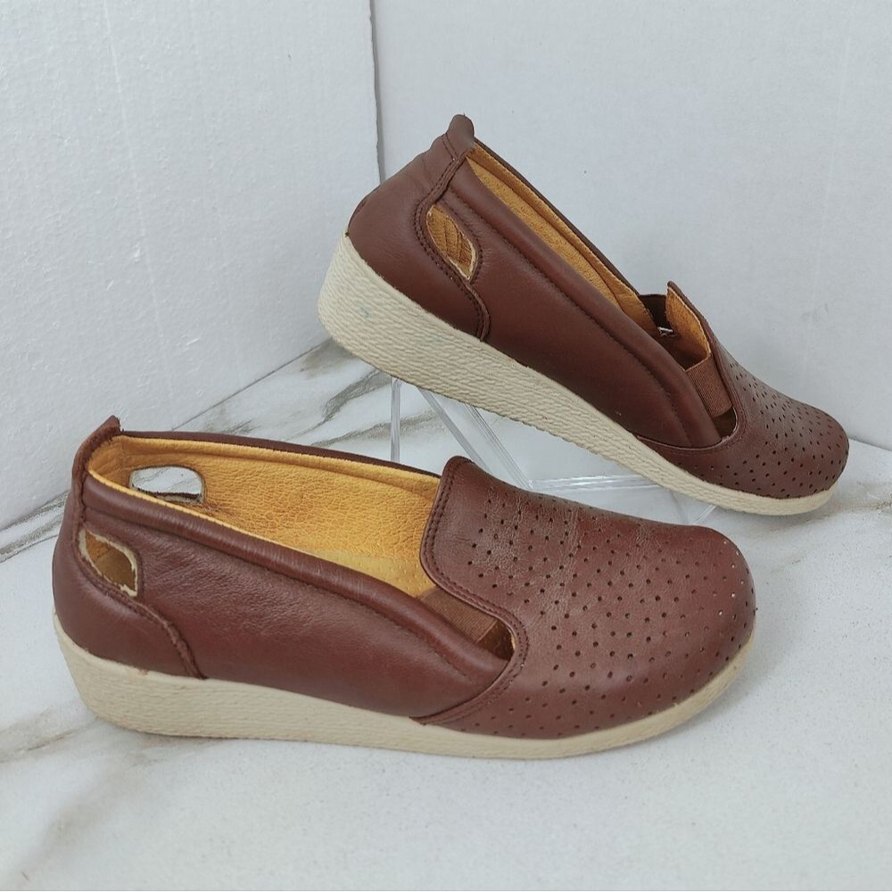 Monzal Cognac Perforated Leather Comfort Wedge Loafers Sneakers, 8.5